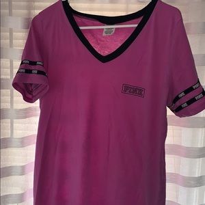 VS pink tee